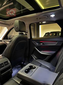 جاگوار F-Pace